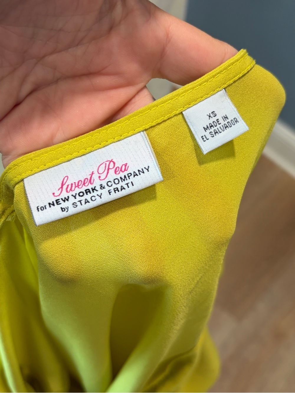 Sweet Pea Stacy Frati Lime Silky Blend High Low Blouse XS Floral Tie Back Top - Picture 6 of 7